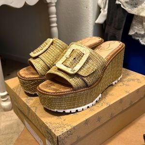 Livi heel from Revolve  worn once too big for me